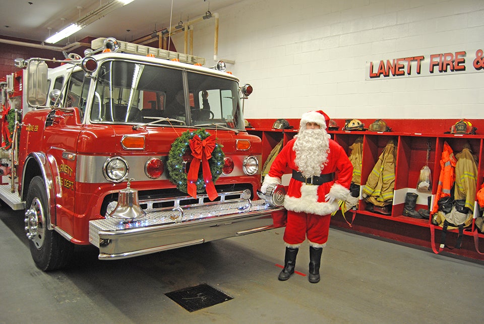 Local fire departments thrills kids with Santa visits Valley Times